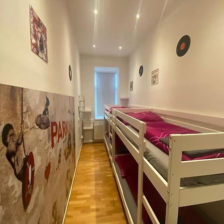 Cozy Appartm With + Airport/City Center Connection Apartment Vienna Exterior photo